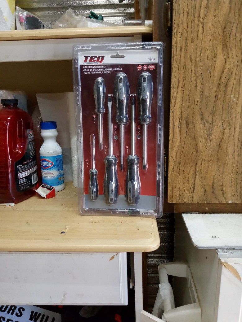 6 Piece Screw Driver Set