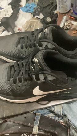 NIKE AIR MAX