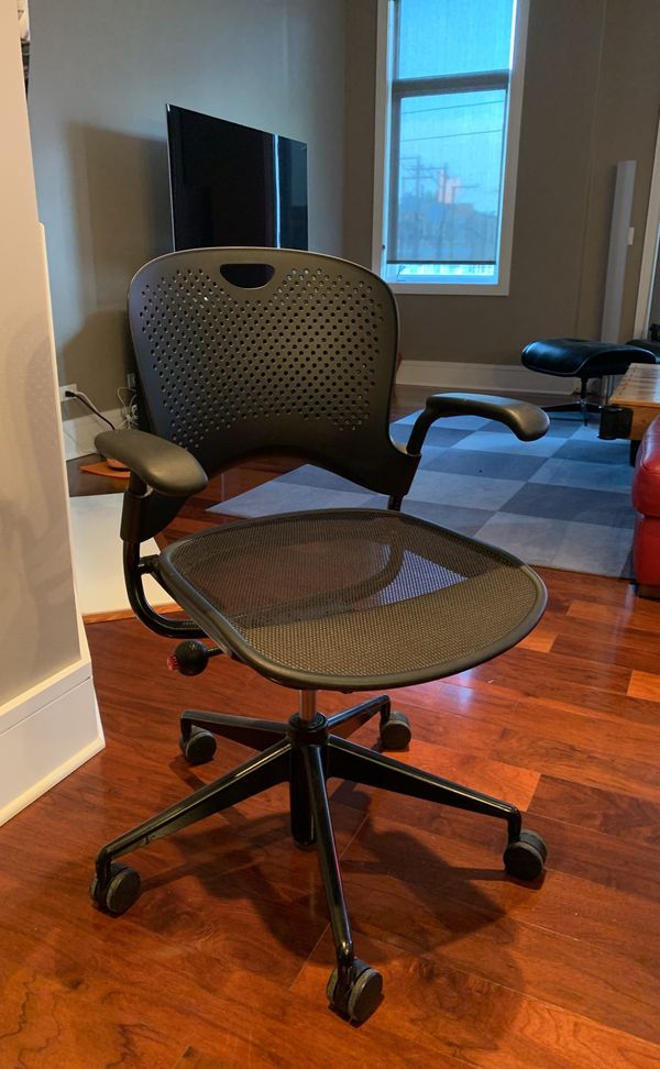 Herman Miller Chair for Sale in Chicago, IL OfferUp