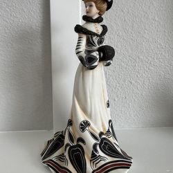 Lenox Porcelain Sculpture Tea At The Ritz Collection From Japan