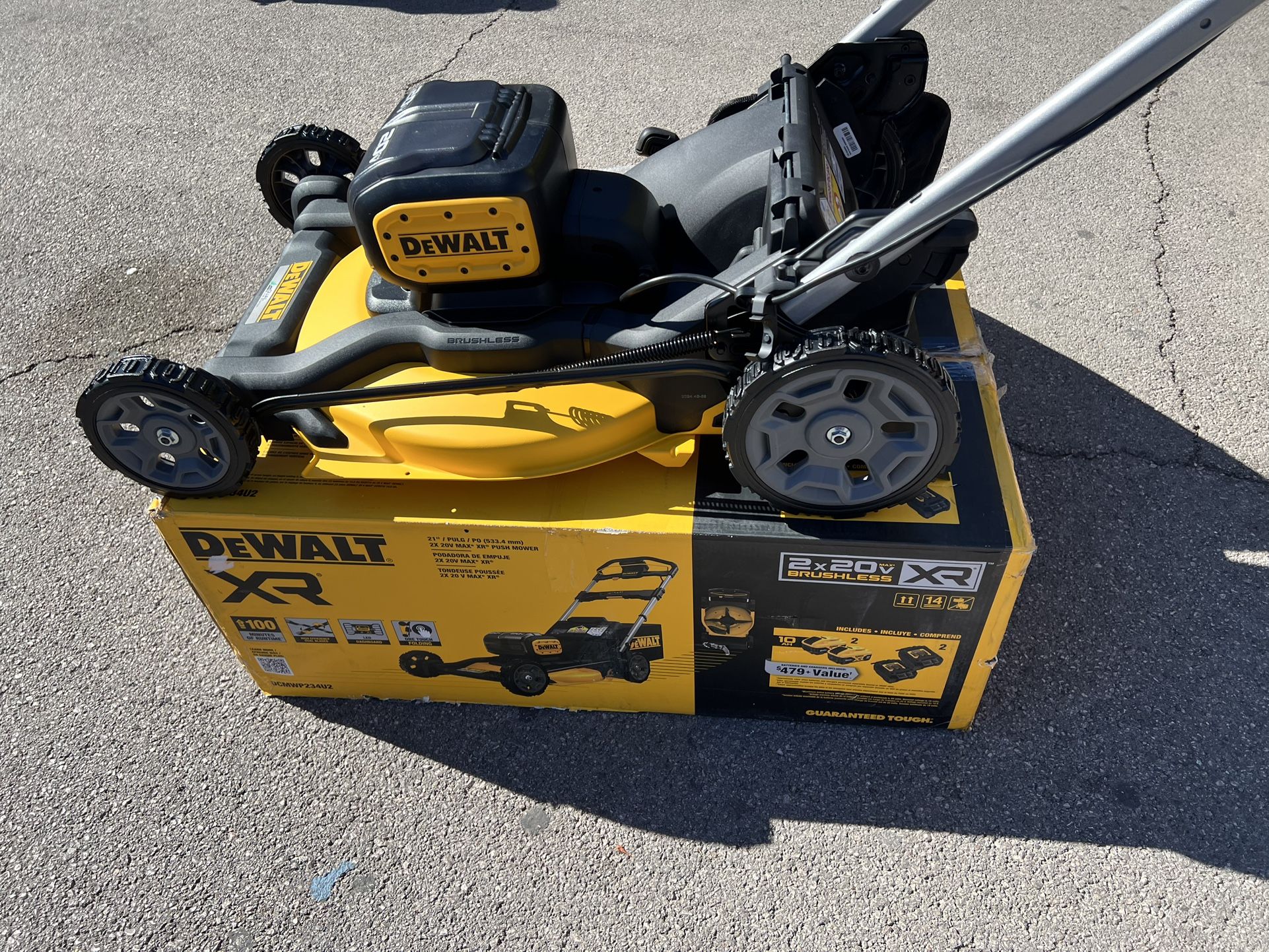 DEWALT 2x20V MAX 21 in. Cordless Battery Powered Push Lawn Mower