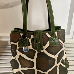 Purse Dooney & Bourke Authentic KENDALL AREA PICK UP 