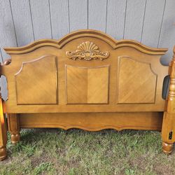 4 Poster king Size Bed Frame