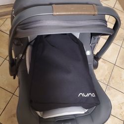 Nuna Infan Car Seat 