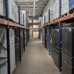 APPLIANCE OUTLET FOR CHEAP!