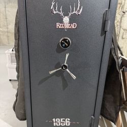 Redhead 1856 Collection Gun Safe – Used, Good Condition