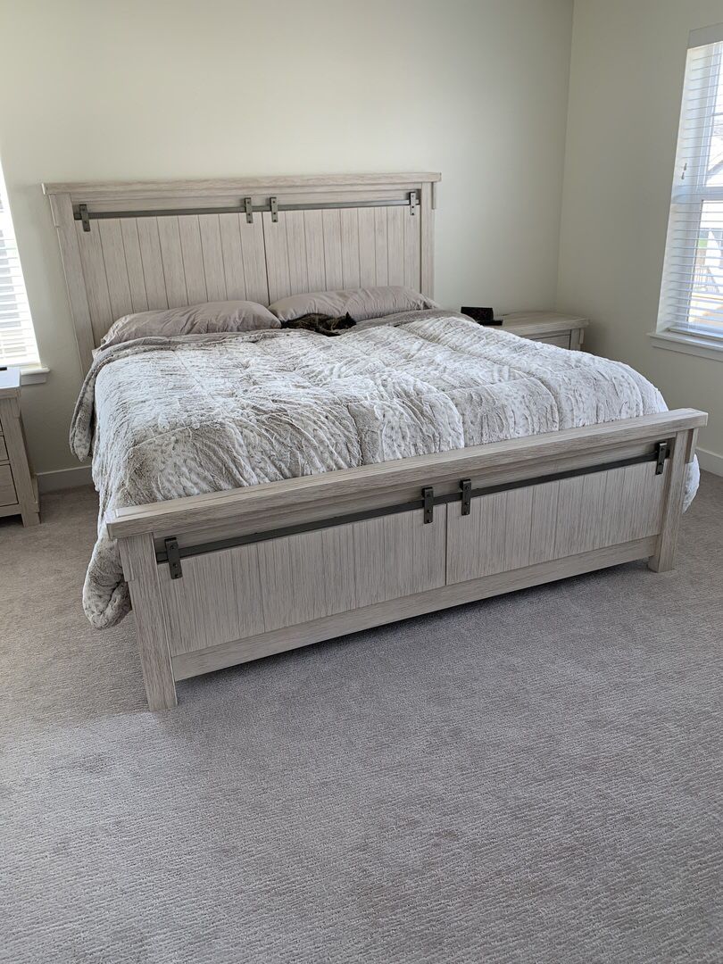 Brashland White Panel Bedroom Set /Queen and King Bed Frame