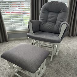 Gliding Chair With Ottoman