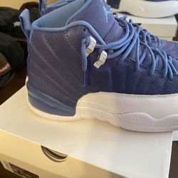 Jordan 12 indigo 