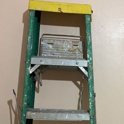 Ladder fiberglass - 6 Feet