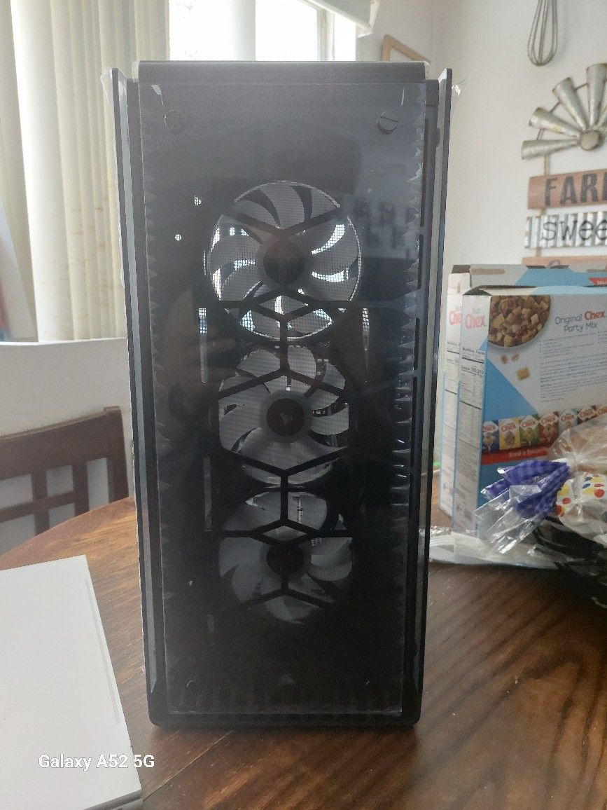 Corsair 570x