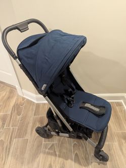 Colugo travel stroller