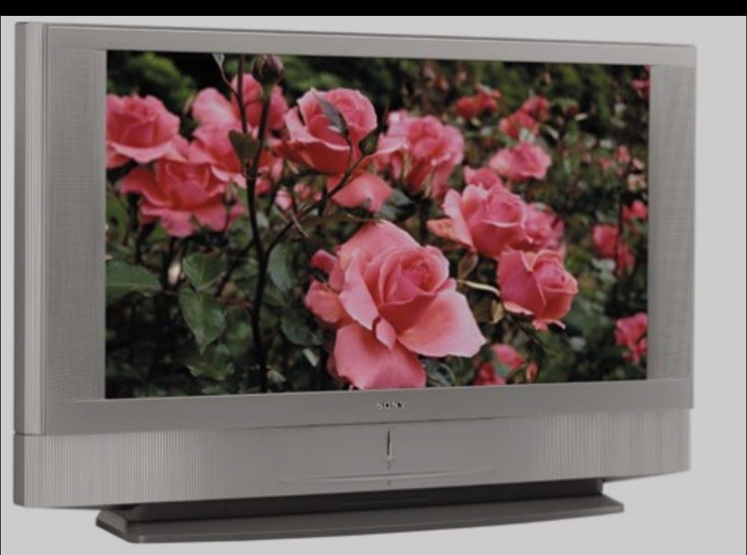 Sony 42" Grand WEGA™ LCD Rear Projection HDTV