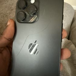iPhone 16 Pro Max 512 Gb *FOR PARTS*