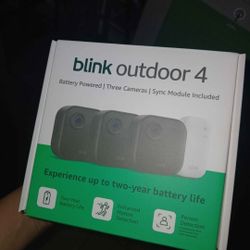 Blink Outdoor Camera 4 (3 Camera 1 Sync module)