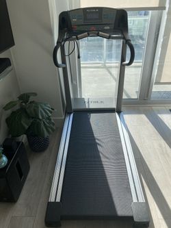 Gently used Treadmill for sale Z5.4 TRUE Retail $(4,799)