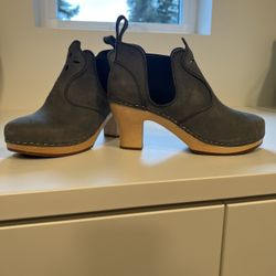 Swedish Hasbeen Clogs