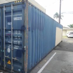 40-foot shipping container for sale.  Specs: 	•	Size: 40 ft (L) x 8 ft (W) x 9 ft (H) 	•	Wind & water tight 	•	Solid steel construction 	•	Secure doub