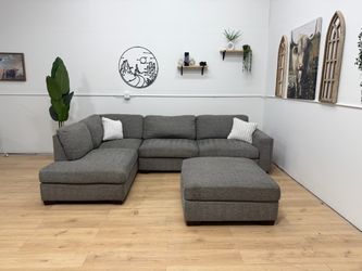 Thomasville Sectional Couch - Free Delivery
