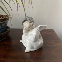 Lladro Porcelain Figurine “Thinking Angel”