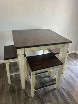 Kitchen table