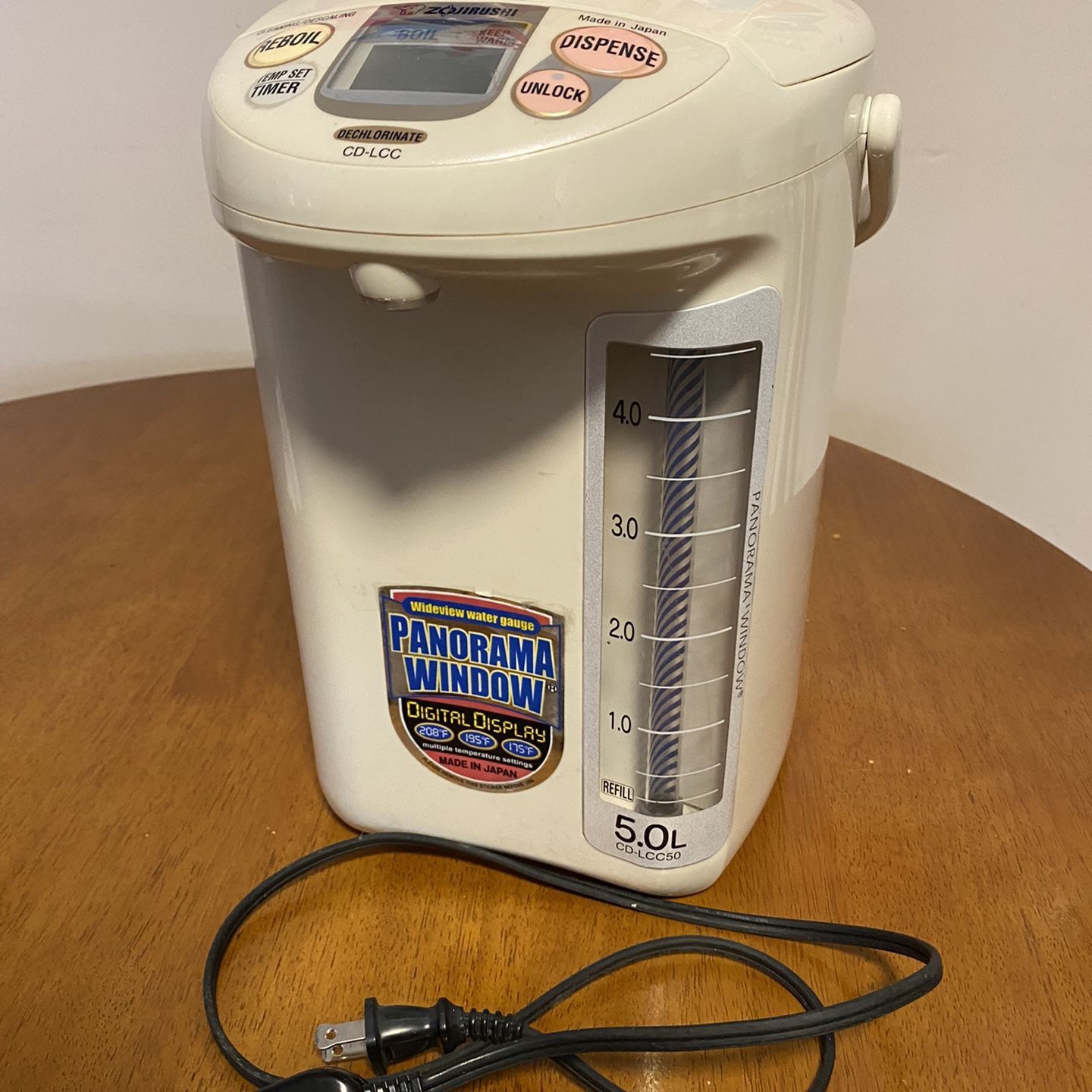 Zojirushi 5 L Liter Electric Water Boiler Made In Japan for Sale in  Brooklyn, NY - OfferUp