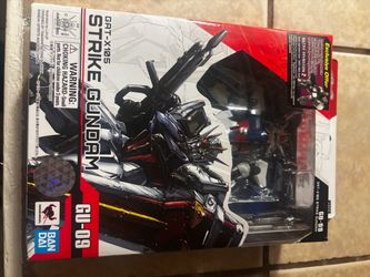 Bandai GAT-X105 Strike Gundam GU-09 Figure