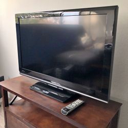Toshiba 40 inch LCD 1080p HDTV