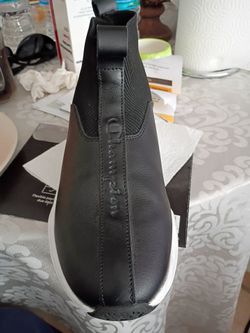 Champion 9.5 pre-owned shoes excellent condition