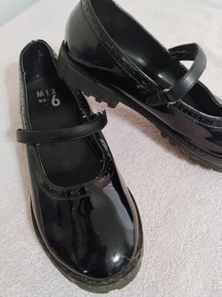 girls patton shoes. $15