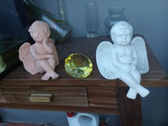 Glossy White Cherub and Matte Terracotta Cherub