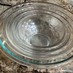 Four Pyrex Mixing Bowls