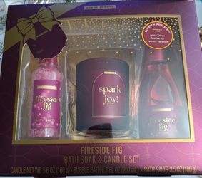 Bath Soak And Candle Set