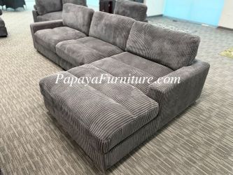 NEW Modern Oversize Modular Sectional Couch and Chaise Set Deep Seat Sofa Set Large Living Room Apartment Space Minimalist Designer Staging Stage Deal