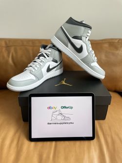 Nike Air Jordan 1 Mid Light Smoke Grey Anthracite Size 12 Men’s 554724-078