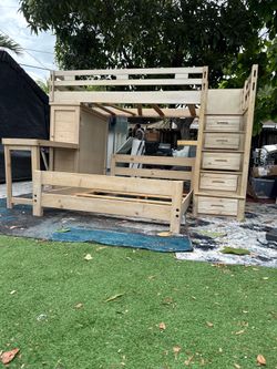 Bunk bed twin over full