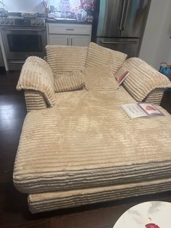 Lounge couch