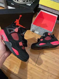 Jordan 4 Red Thunders Size 10.5