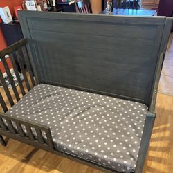 Delta 4-in-1 Crib
