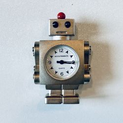 Cute Little Robot Clock