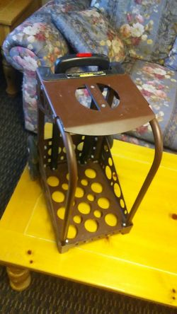 Zuca cart w/LED wheels