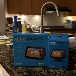 Amazon Echo Show 5 with Stand
