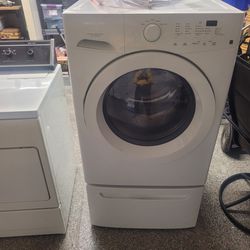 Frigidaire Wash Machine with water lines 