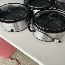 3 Crockpots