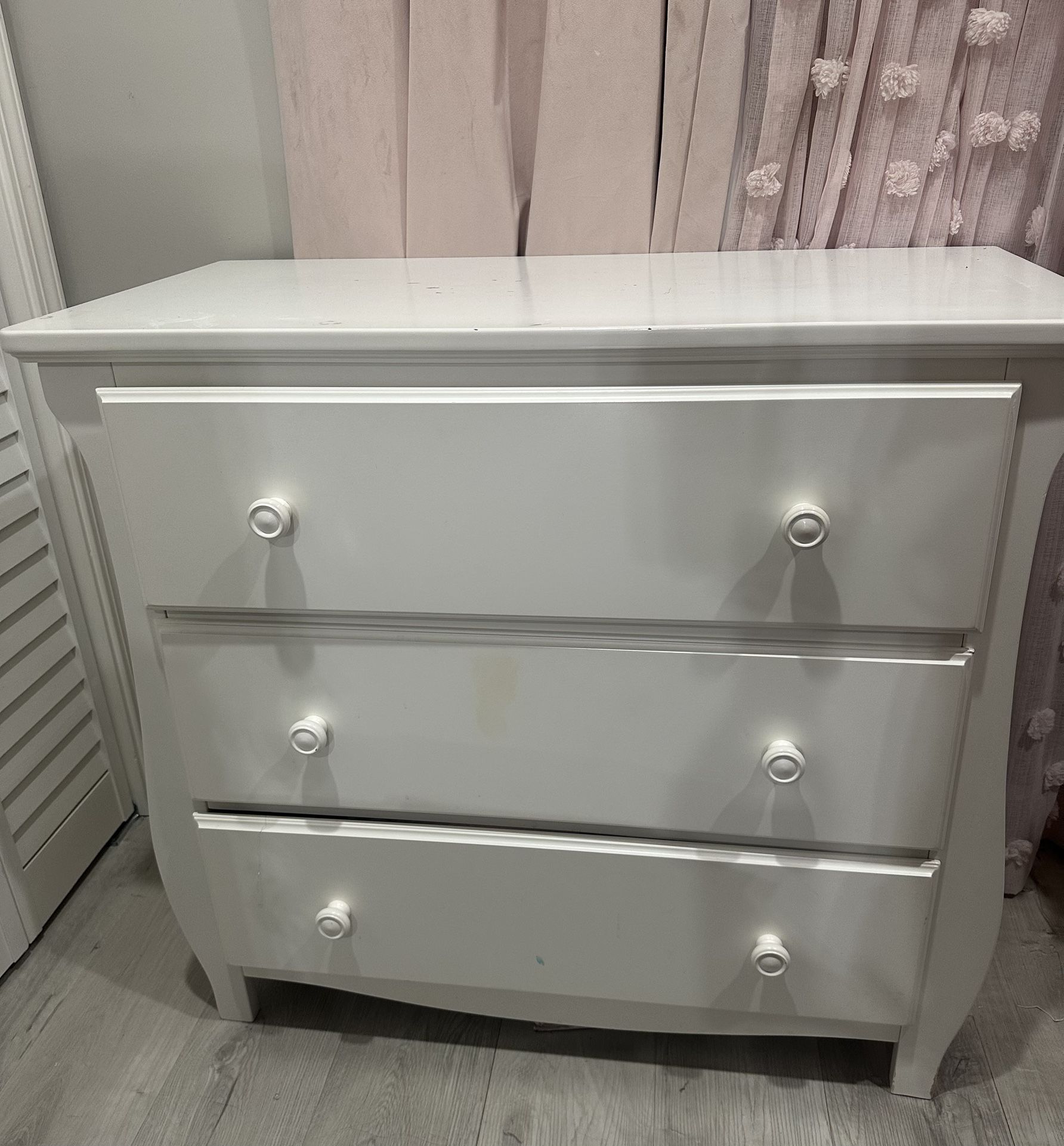 Baby/Kids Dresser