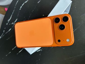iPhone 17 pro max cosmic 🍊
