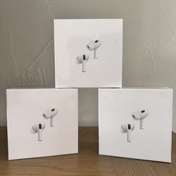 Apple AirPods Pro 2nd Generation with MagSafe Wireless Charging Case (USB-C) 