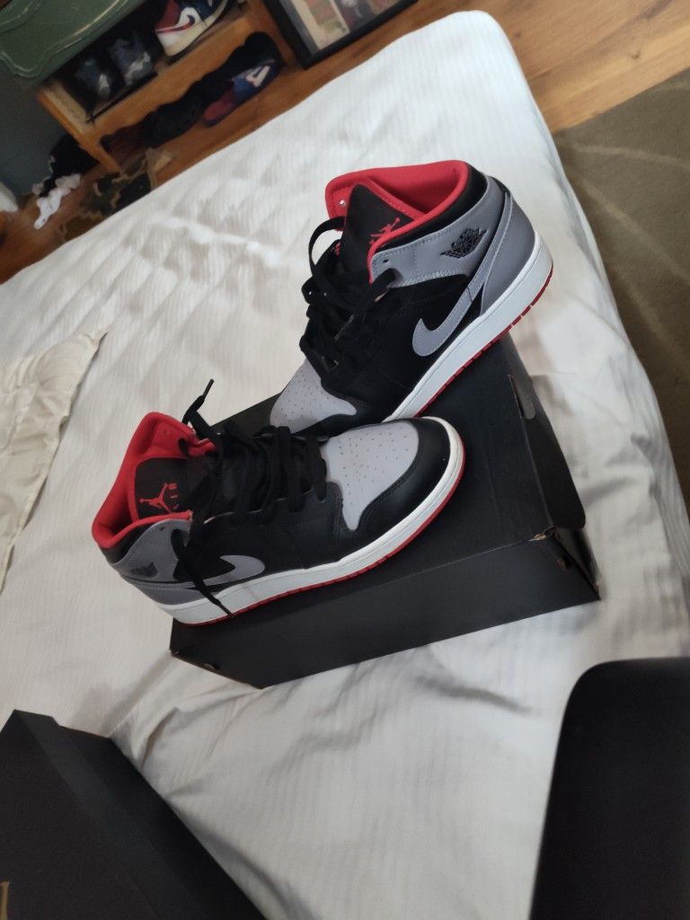 Jordan 1s Mid Bred