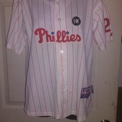 Women's Phillies Shirt Size X large

