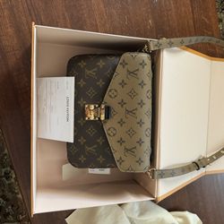 Louis Vuitton Métis 